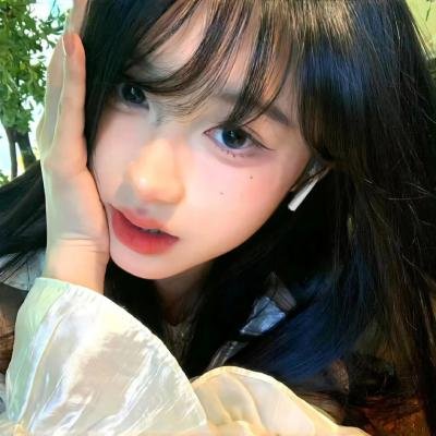 在凡妲的小房间里